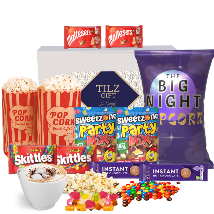 Movie Night Box |Sweet Popcorn, Chocolates, Skittles, Retro Sweets, Popcorn Bags |Perfect Date Night, Movie Hamper Box |Kids